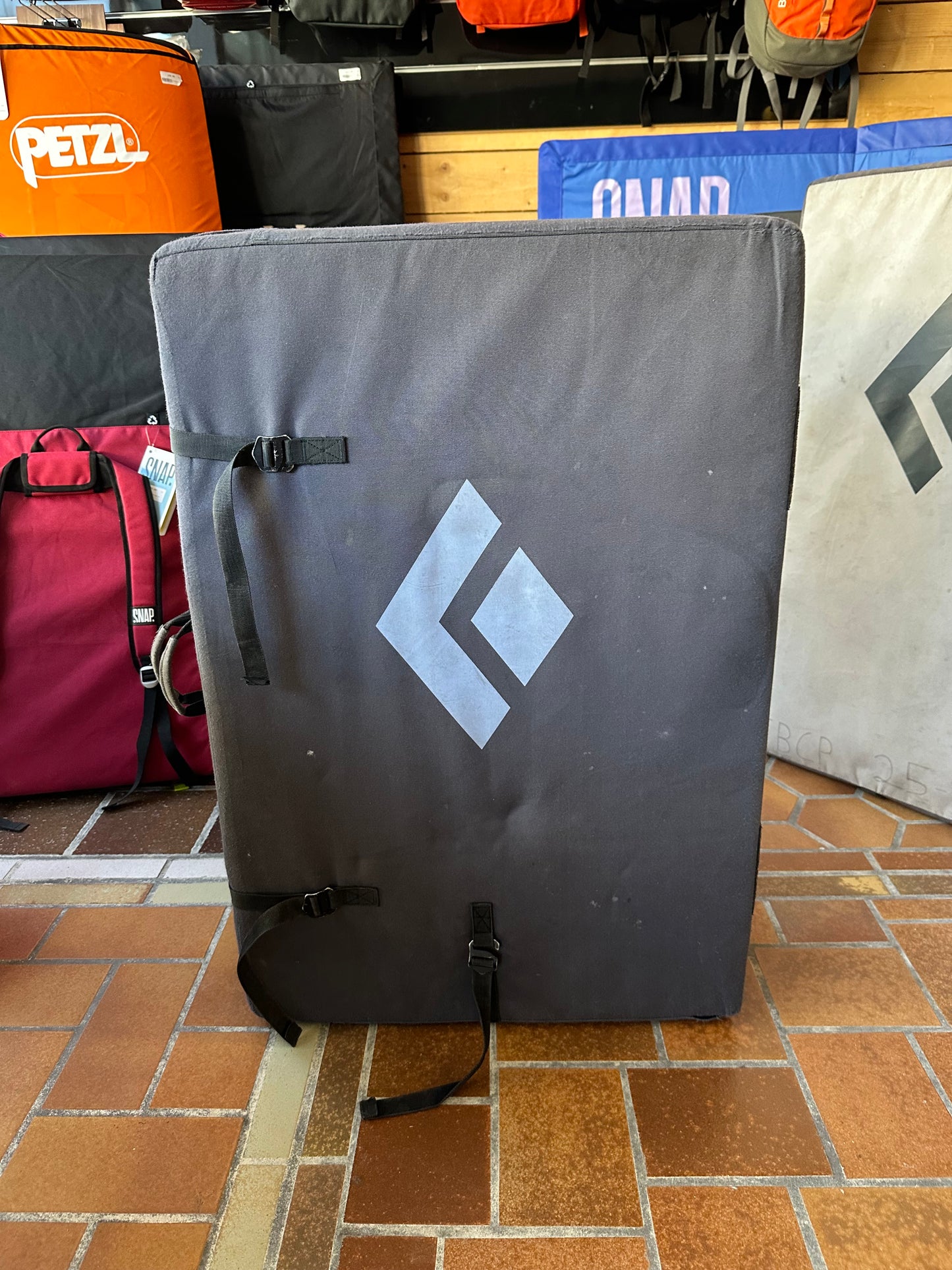 Crash-pad BLACK DIAMOND Circuit - OCCASION (FBCP 24-10)